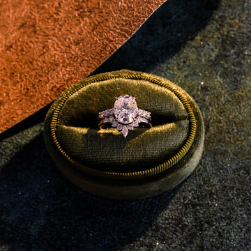 Solid Gold Oval Cut Moissanite Engagement Ring & Wedding Band Set, Classic Bridal Ring Set, Art Deco Ring, Anniversary Gift for Woman, Wife
