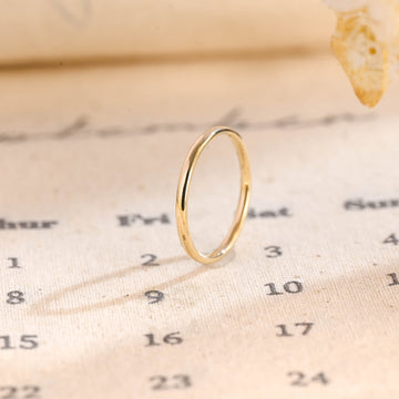 1.6mm Plain Gold Engagement Wedding Band