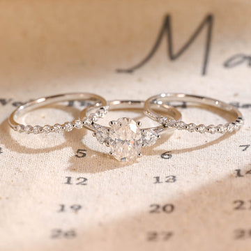 Oval Solid Gold Three Rings Moissanite Bridal Ring Set for Women