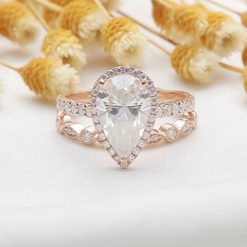 Pear Cut Moissanite Engagement Ring, Unique Gold Wedding Ring Set, Moissanite Bridal Set, Promise Ring for Women, Anniversary gift for woman