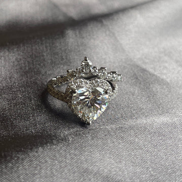 Solid Gold Alternating Round Moissanite Wedding Band