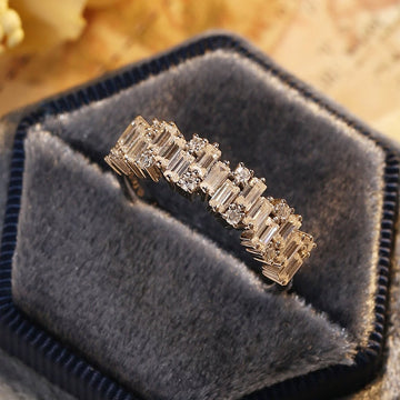 Solid Gold Staggered Round Cut Moissanite Paved Wedding Band