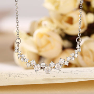 Curved Round Cut Moissanite Necklace, Minimalist Prong Setting Necklace, 9K-18K Solid Gold Necklace, Necklace with Adjustable Chain