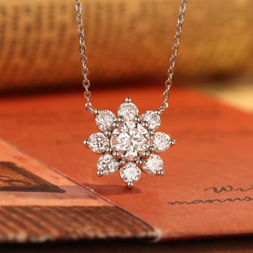 Round Cut Sunflower Halo Moissanite Engagement Pendant Necklace, 9K/14K/18K Solid Gold, Promise Wedding Floral Necklace, Anniversary Gift