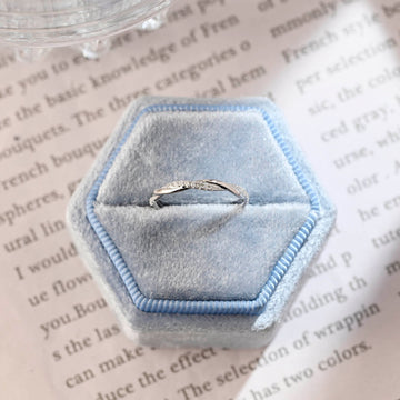 Round Cut Twisted Vintage Wedding Band for Women