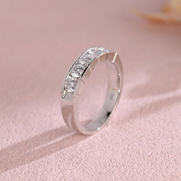 5mm Width Round Moissanite Men's Wedding Ring
