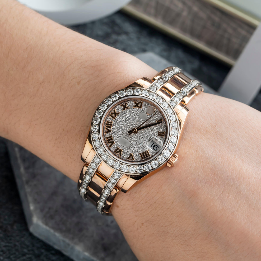 Real Moissanite Diamond Wristwatch 34MM Diamond Dial With 18K Rose Gold Bracelet