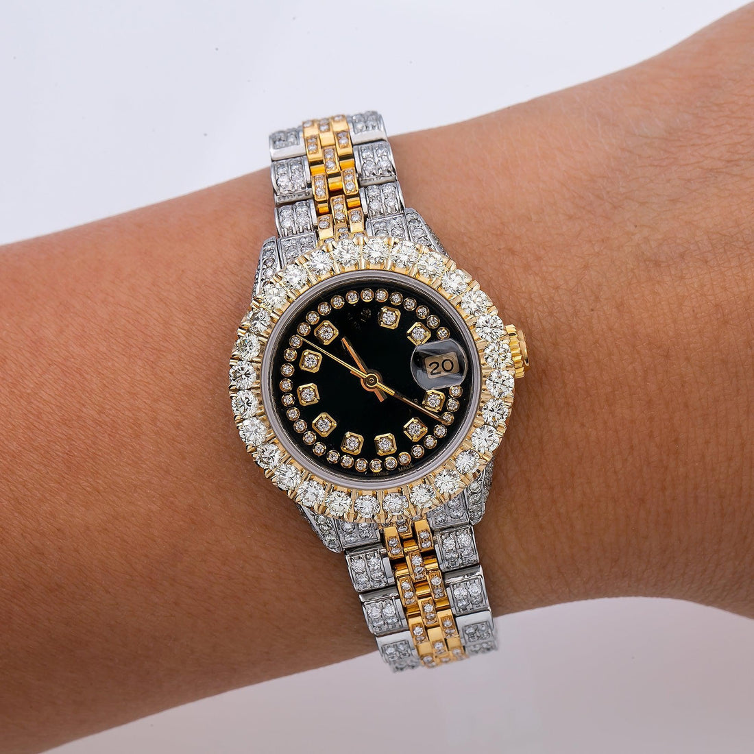 Moissanite Luxury Timepiece 26MM Black Diamond Dial With 5.25 CT Diamonds