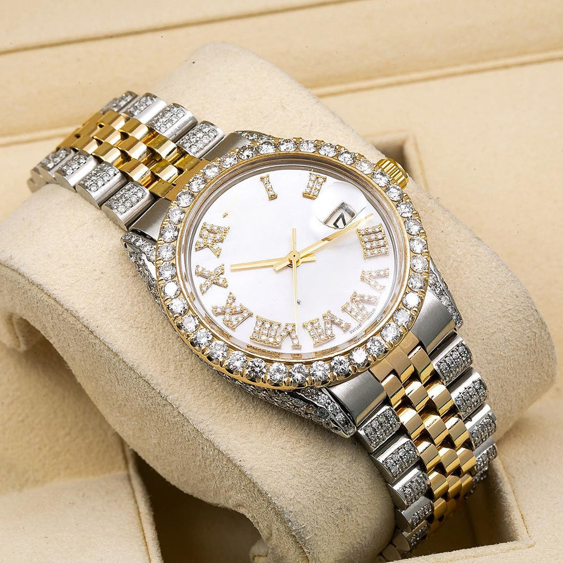 High Gloss Moissanite Watch 36mm Mother of Pearl Diamond Dial With 8.75 CT Diamond