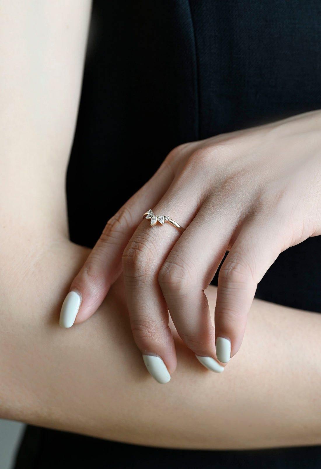 Solid Gold Pear & Round Cut Moissanite Curved Wedding Ring