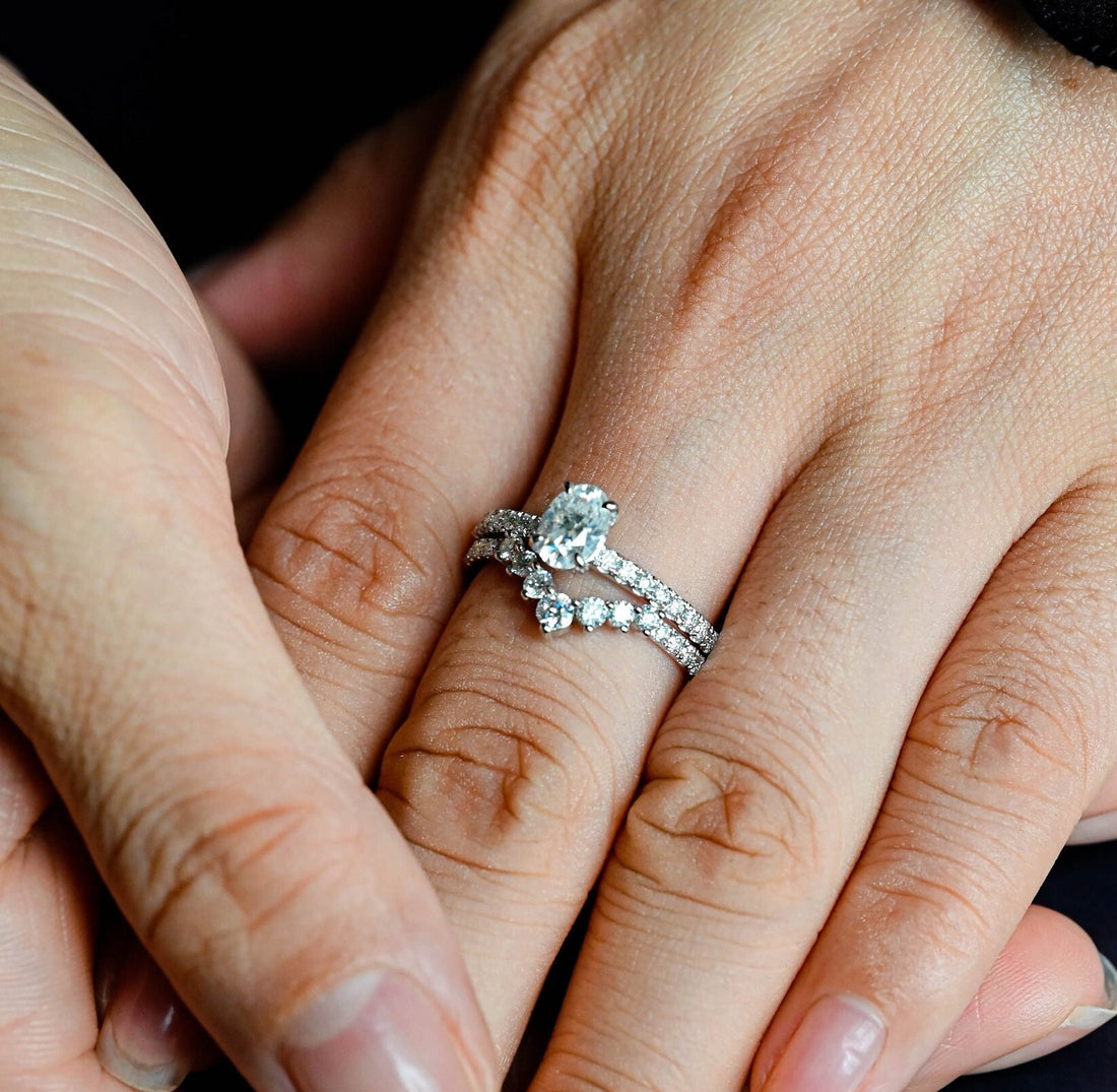 Oval Cut Moissanite Engagement Bridal Ring Set, Classic 4 Prongs