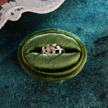 Solid Gold Moissanite Branch Style Wedding Ring