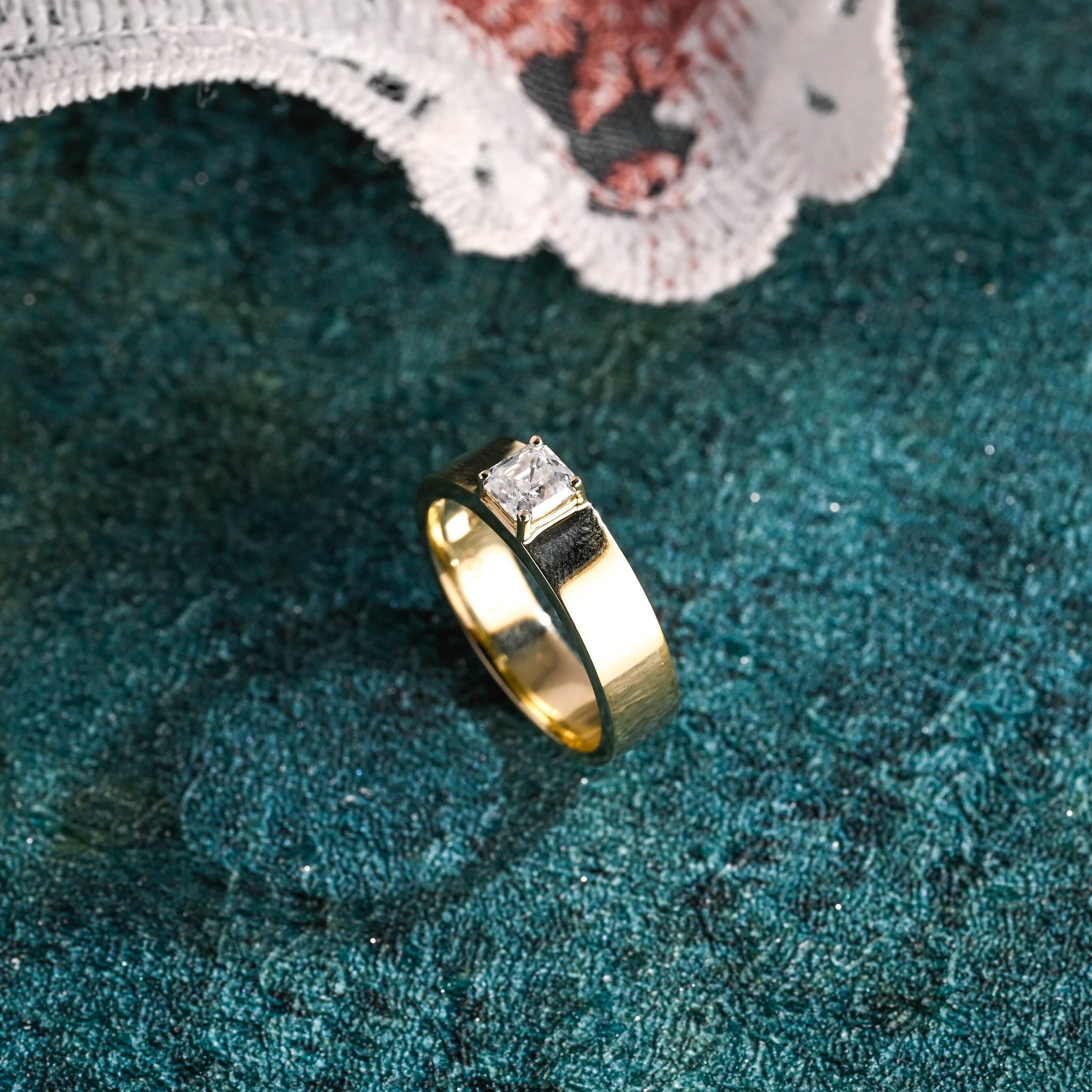 Solid Gold Minimalist Men's Polished Wedding Band