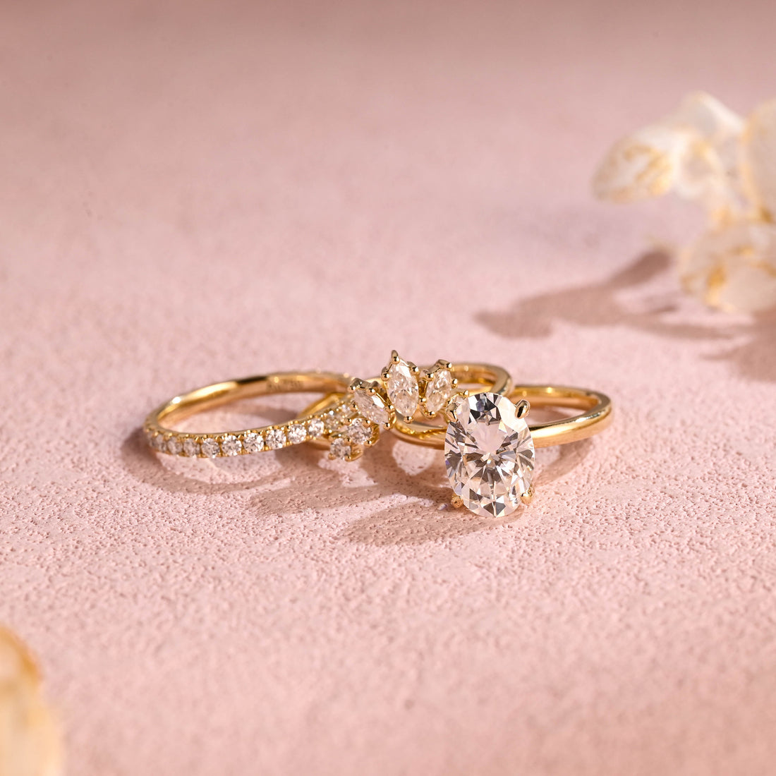 Solitaire Oval Moissanite Engagement Ring Set, Gold Oval Bridal Set, Oval Wedding Ring Set, Marquise Moissanite Wedding Band, Gift for Women