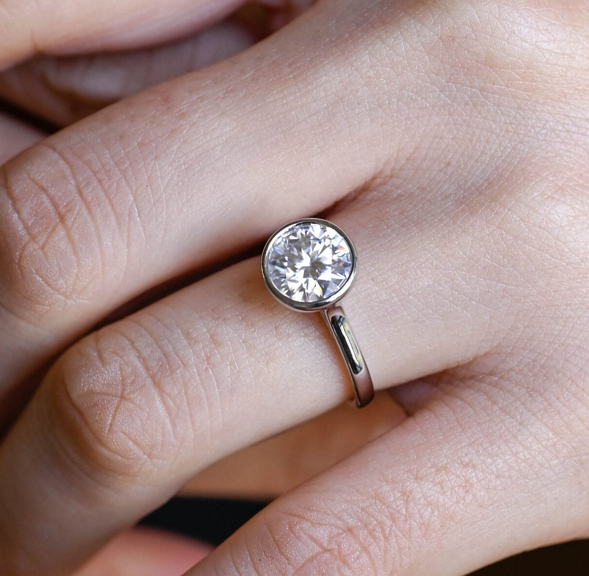 2.00ct Bezel Round Diamond Engagement Ring