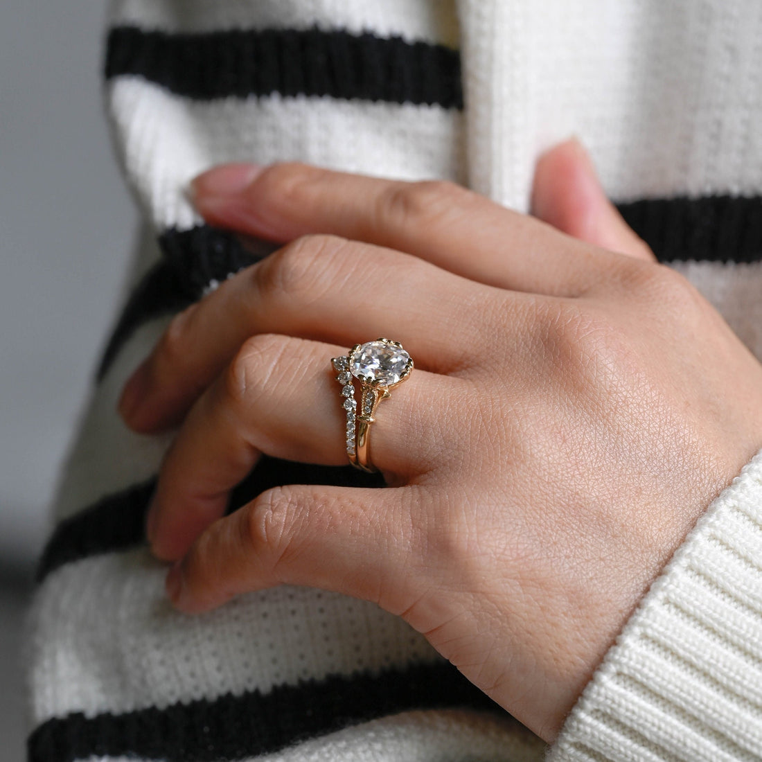Filigree Old Mine Cushion Moissanite Ring Set, Solid Gold Bridal Set, Vintage Wedding Ring Set, Anniversary / Valentine's Day Gift for Woman