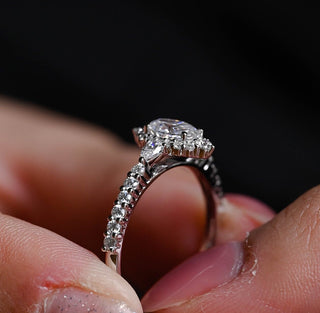 5mm Crushed Ice Oval Cut Three Stone Diamond Engagement Ring