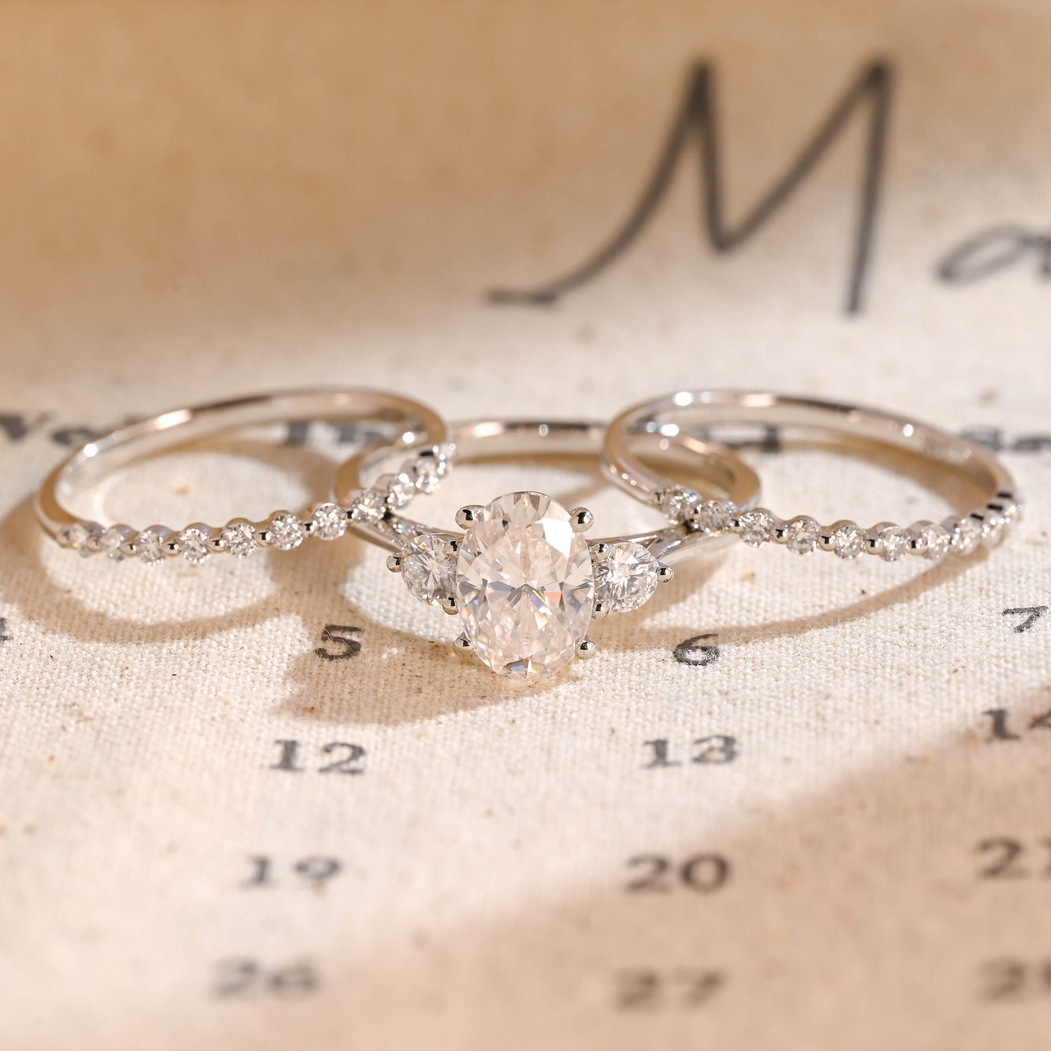 Oval Solid Gold Three Rings Moissanite Bridal Ring Set for Women