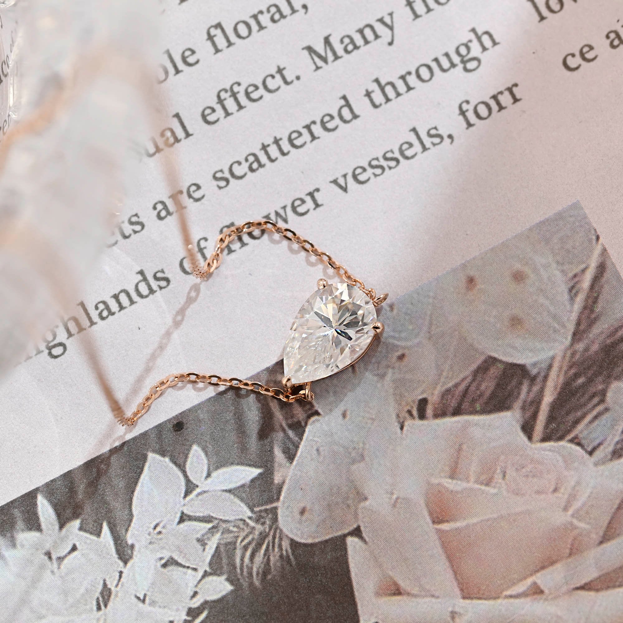 Solitaire Pear Moissanite Engagement Pendant Necklace, Solid Gold Moissanite Pendant Necklace Anniversary Necklace/Birthday Christmas Gifts