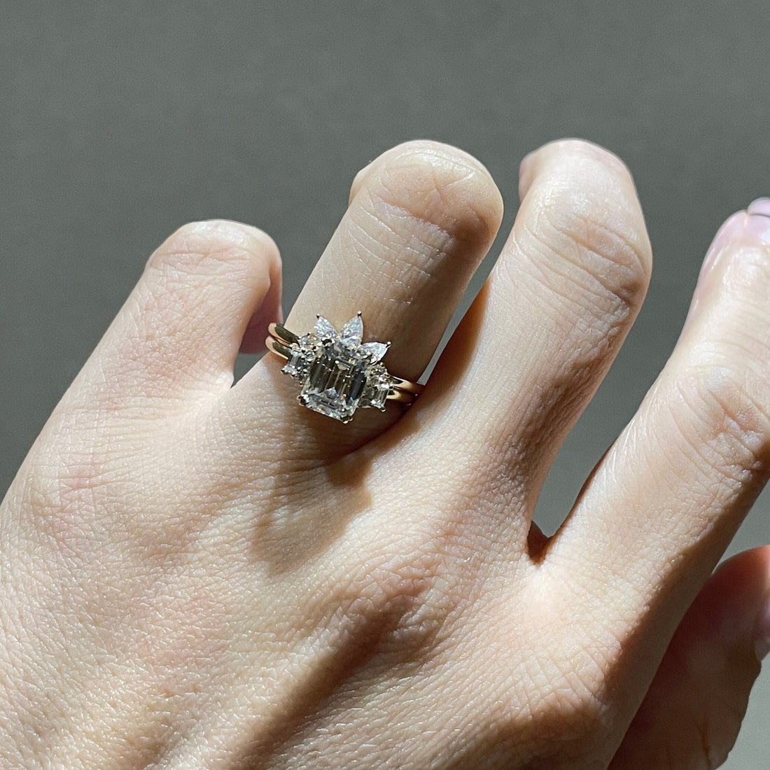 Emerald Cut Baguette Moissanite Engagement Ring Set, Pear Cut Curved Vintage Moissanite Diamond Ring, Moissanite Bridal Set, Gold Ring Gift