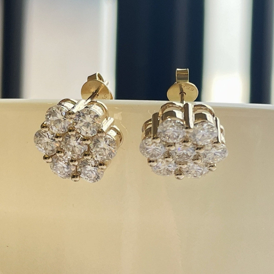 Flower Cluster Round Moissanite Earring Studs/Flower Stud Earrings/Art Deco 14K Real Gold Earrings/Floral Cluster Moissanite Earrings
