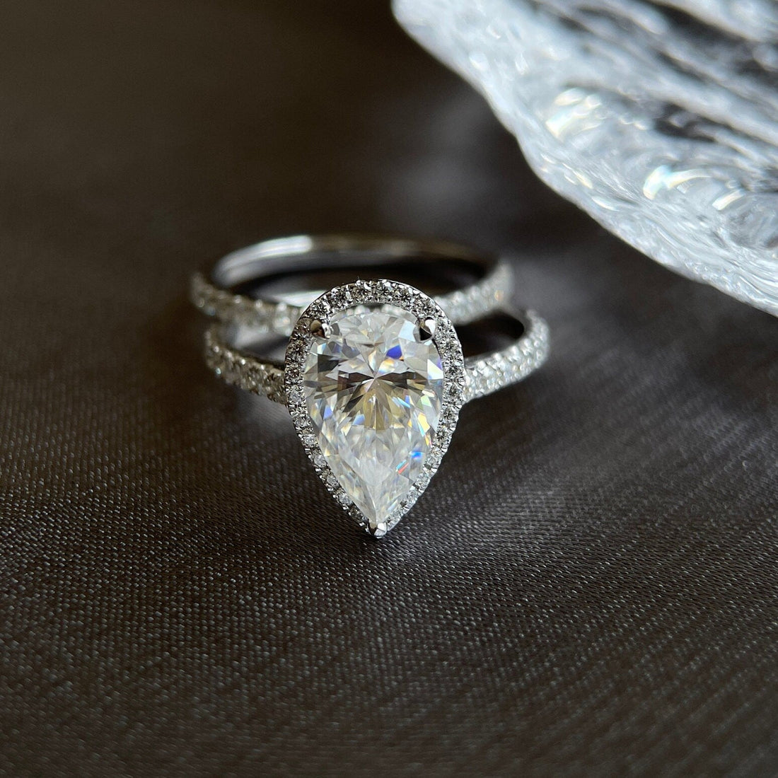 Pear Cut Halo Moissanite Pave Engagement Ring, Unique Wedding Ring Set, 9K/14K/18K Solid Gold Moissanite Bridal Set, Promise Ring for Women