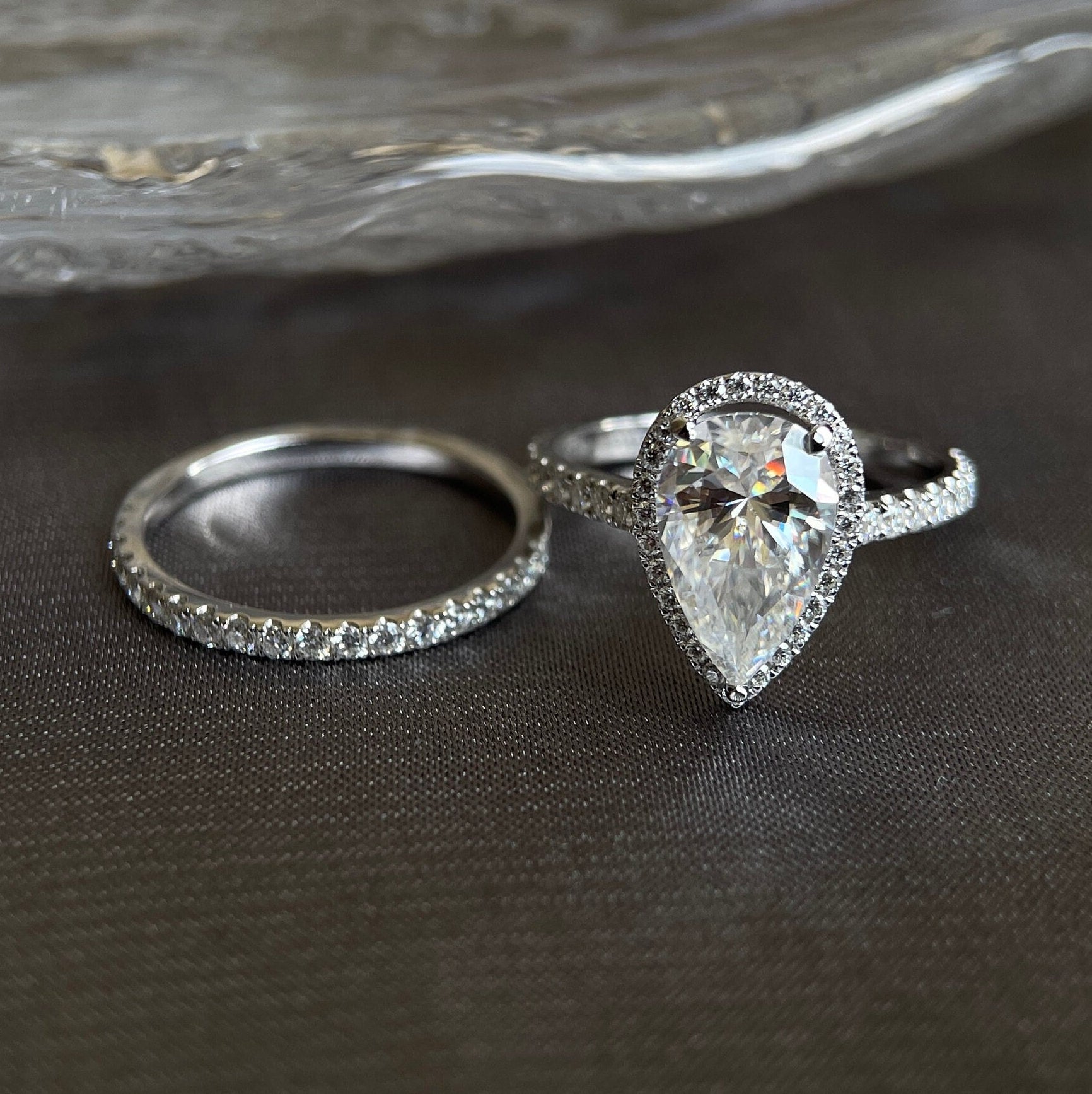 Pear Cut Halo Moissanite Pave Engagement Ring, Unique Wedding Ring Set, 9K/14K/18K Solid Gold Moissanite Bridal Set, Promise Ring for Women