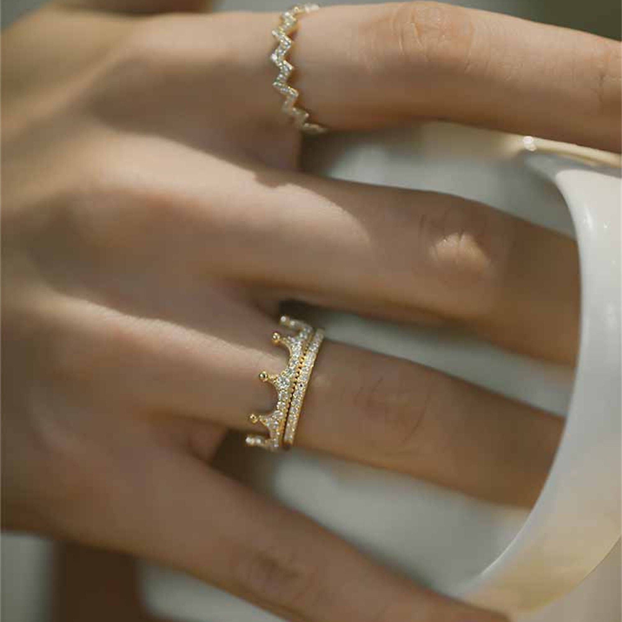 Crown Round Cut Moissanite Full-Eternity Bridal Band