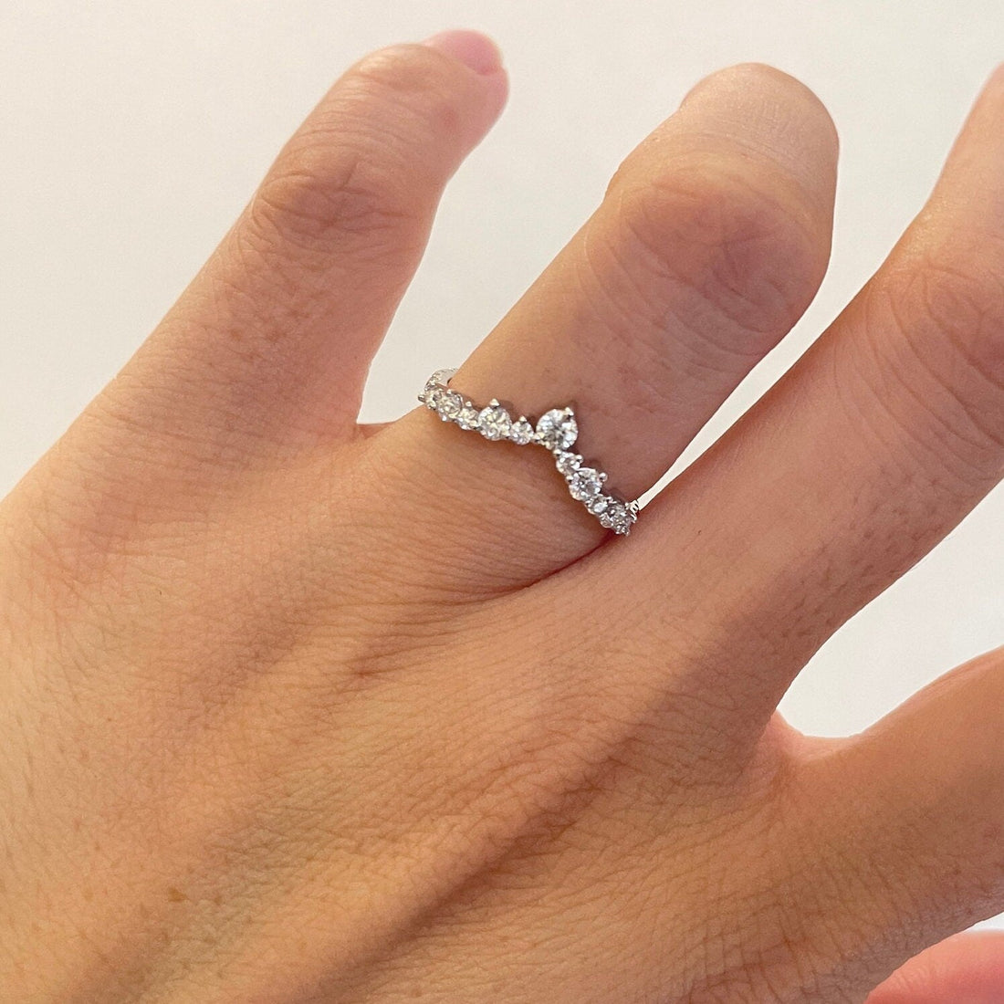 Solid Gold Alternating Round Moissanite Wedding Band
