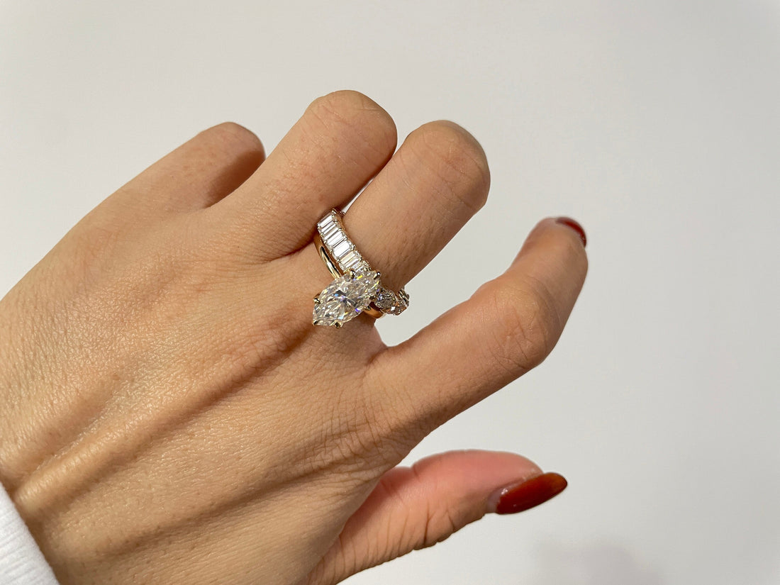 Marquise Moissanite Ring Set, Hidden Halo Moissanite Bridal Set, Two Sided Emerald Round Moissanite Wedding Band, Gold Ring Set,Gift for Her