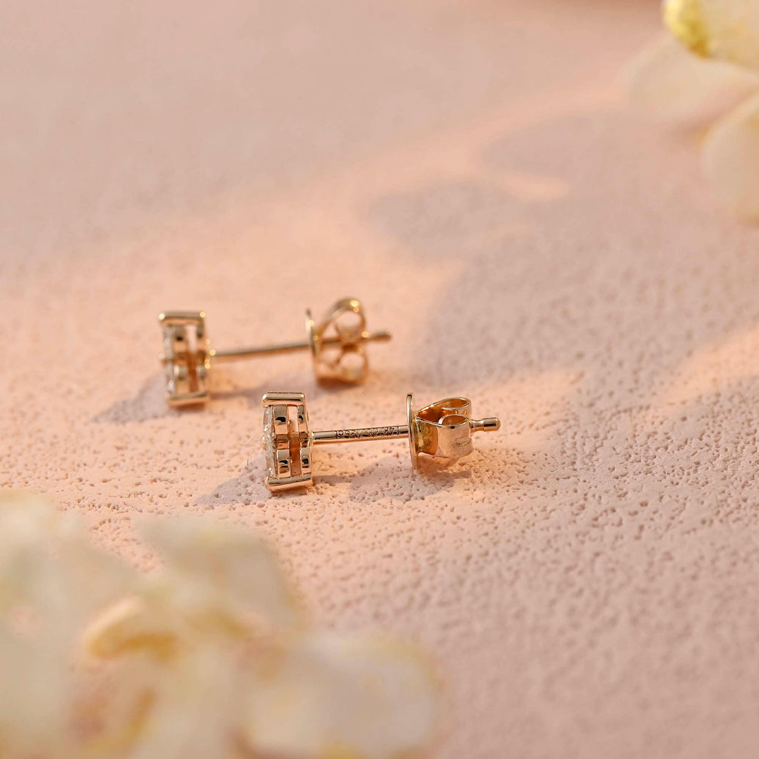 9K/14K/18K Solid Gold Trio Round Cut Moissanite Engagement Trio Earrings/Handmade Three Stone Cluster Vintage Earrings/Trinity Studs