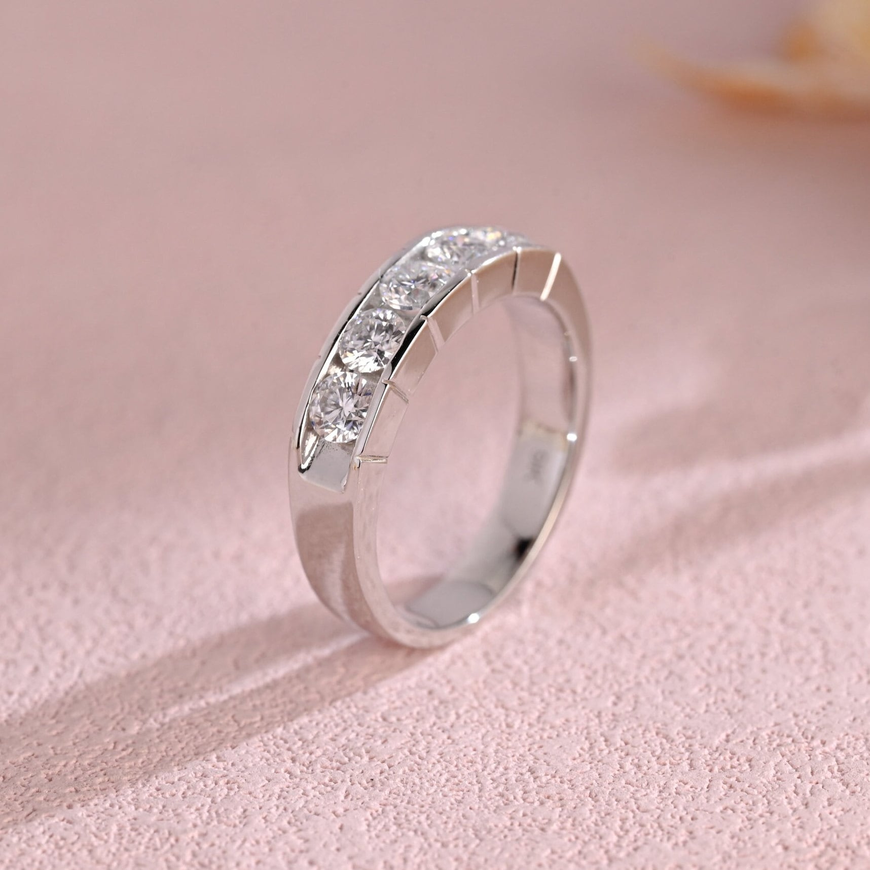 5mm Width Round Moissanite Men's Wedding Ring